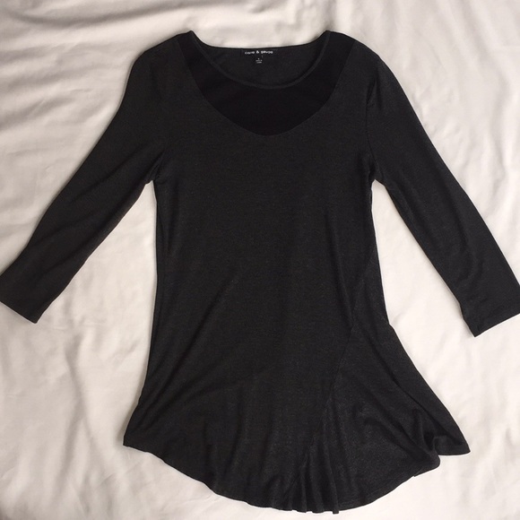 Cable & Gage Asymmetrical top - Picture 3 of 7